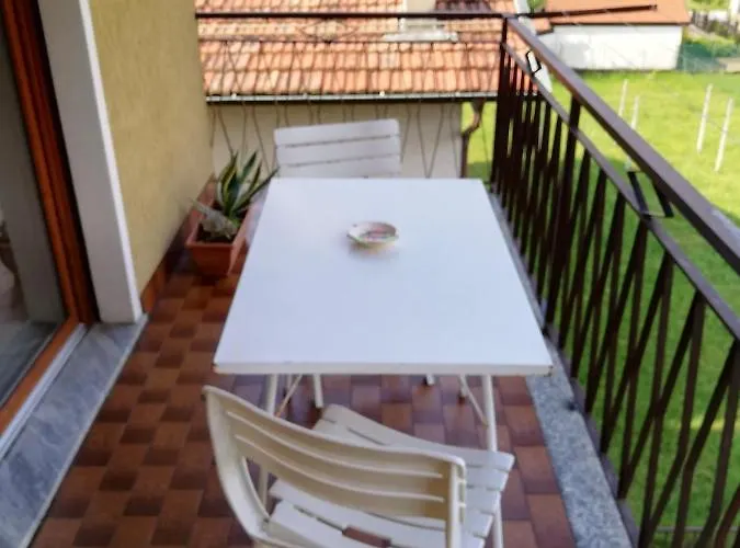 La Rosa Rossa Apartament *